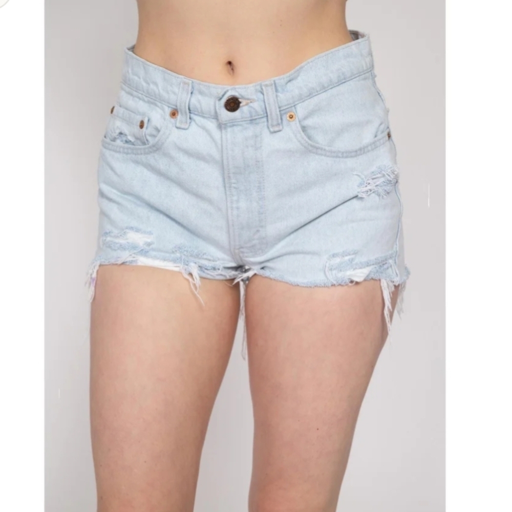LEVIS 501 Original High Rise Button Fly Cut Off Jean Shorts Light Wash Size 29